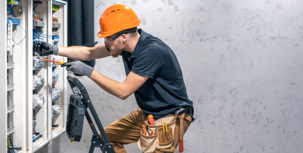 Best Local Electrician Companies  in Gilbert, AZ